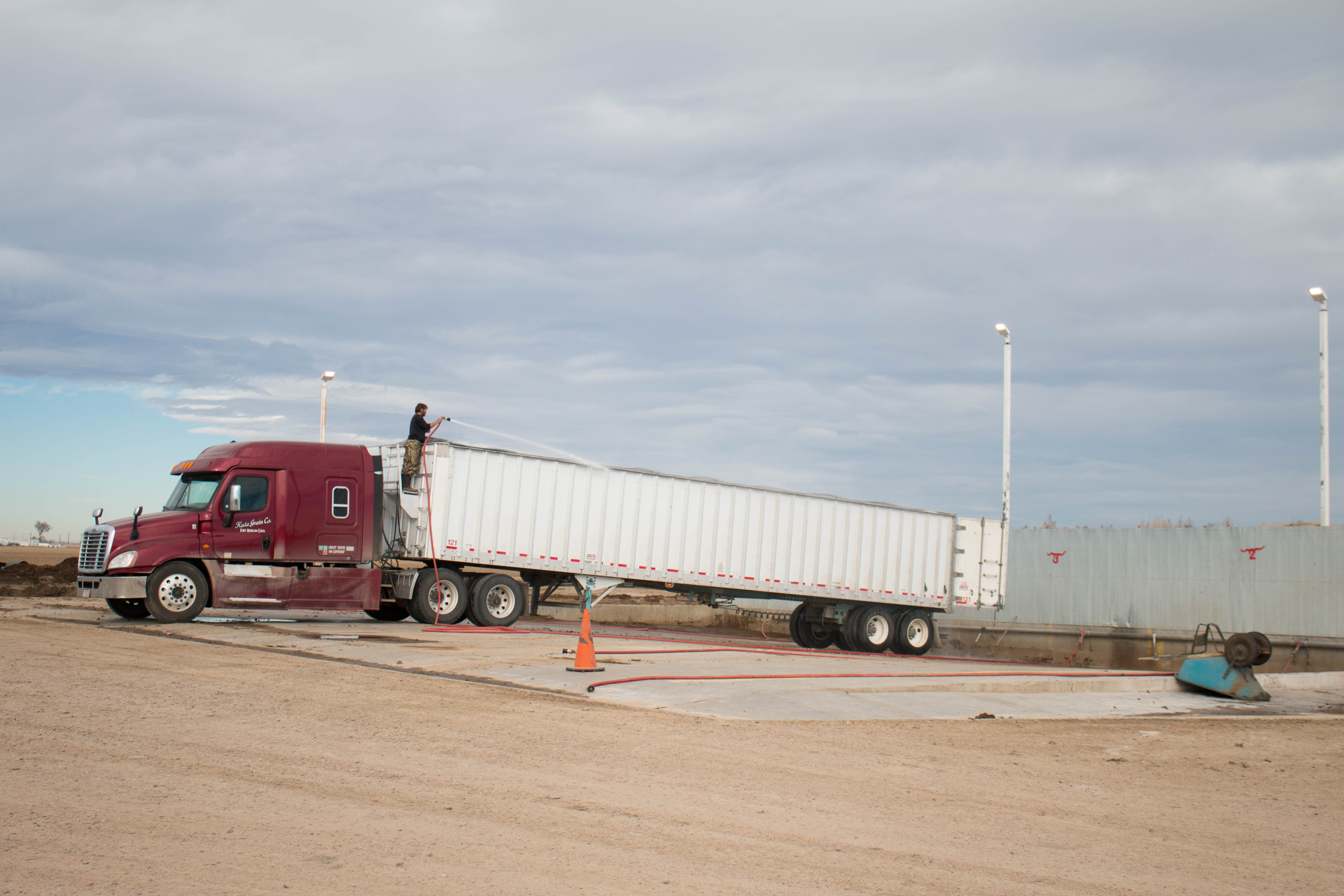 LWM Washout Offers Many Truck Cleaning and Detailing Services. 